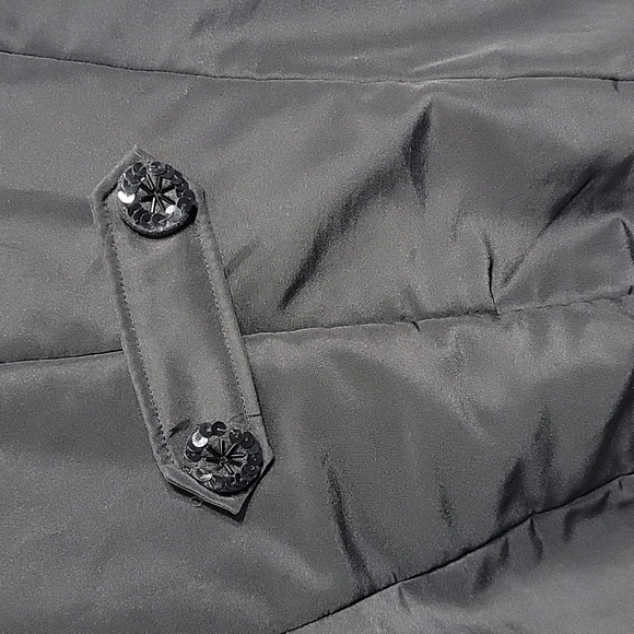 Lou Nardi Black Detachable Ruffle Trim Elegant Flowy Coat - Picture 10 of 15